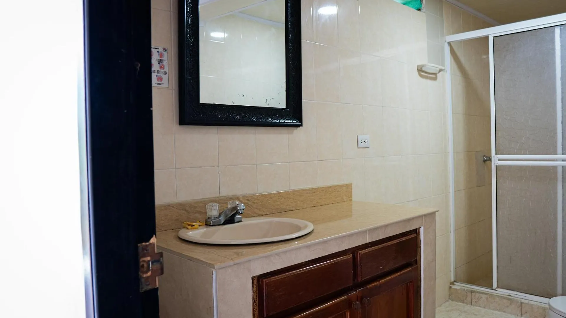 Rocky Cay Lodging San Andrés بيت ضيافة
