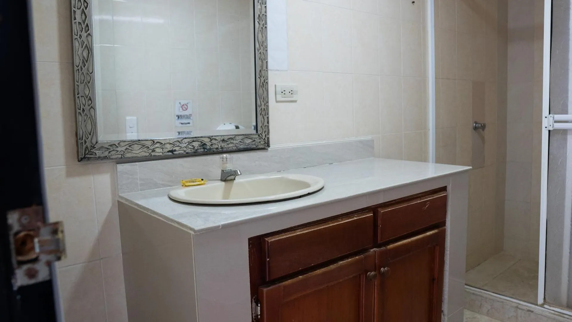 *** بيت ضيافة Rocky Cay Lodging San Andrés كولومبيا